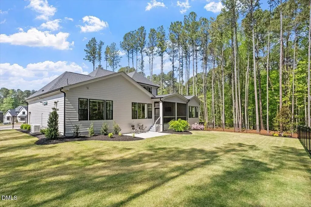 7440 Summer Tanager Trail Raleigh NC 27614