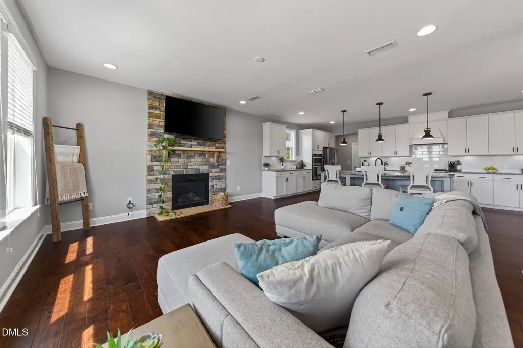 4900 Sunset Stream Drive Fuquay Varina NC 27526