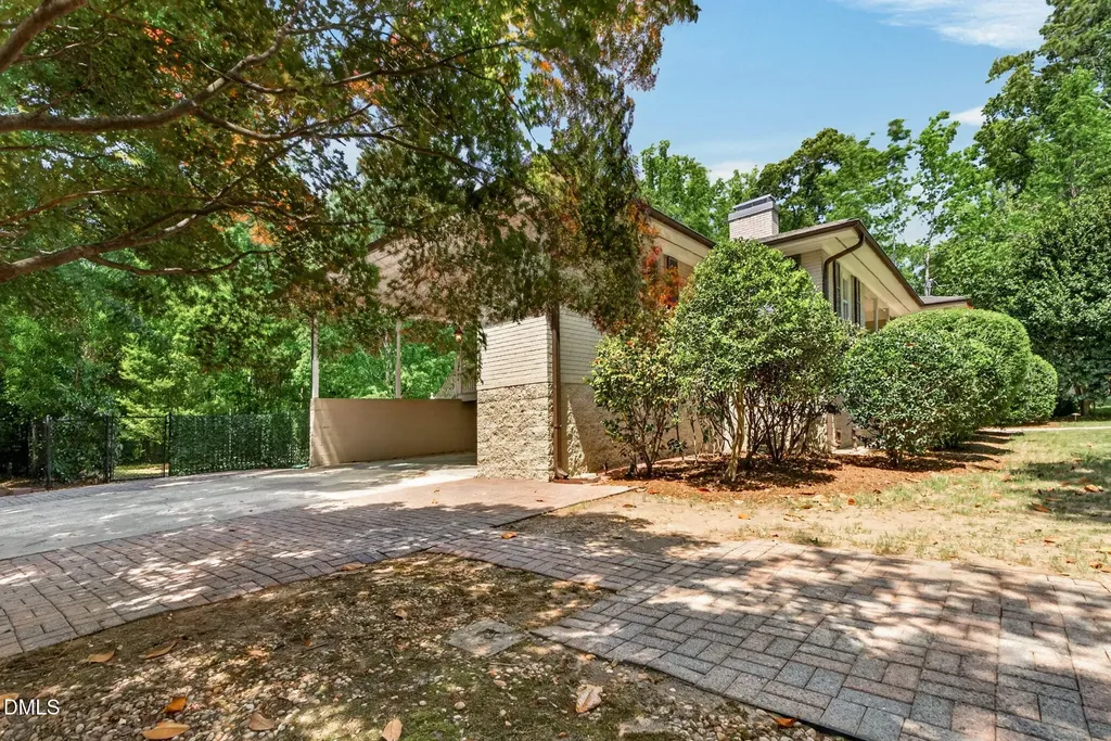 3901 Quail Hollow Drive Raleigh NC 27609
