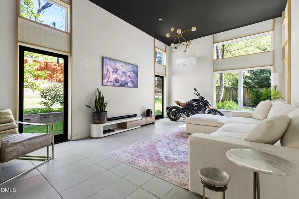 5208 Saddle Court Raleigh NC 27609