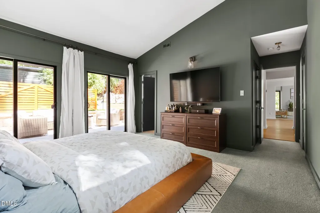 5208 Saddle Court Raleigh NC 27609