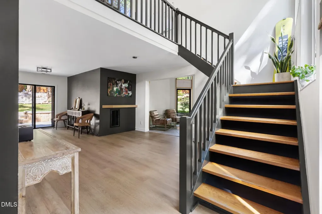 5208 Saddle Court Raleigh NC 27609
