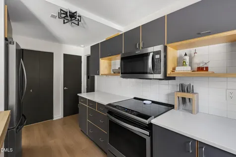 5208 Saddle Court Raleigh NC 27609