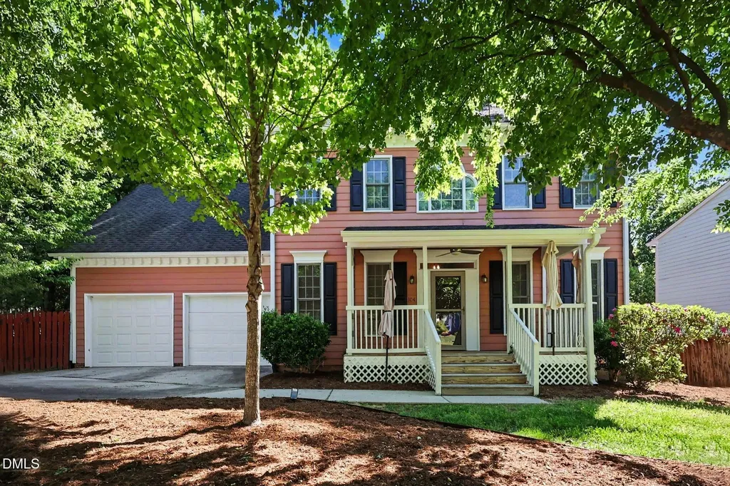 104 N Crabtree Knoll Chapel Hill NC 27514