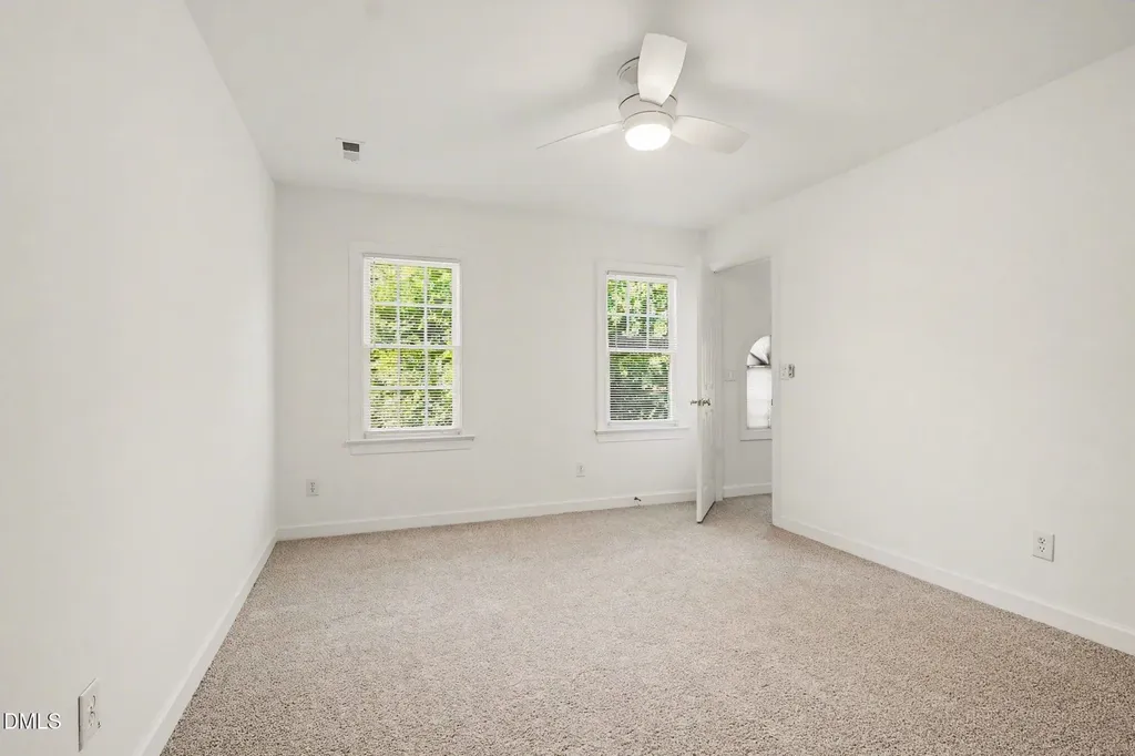 104 N Crabtree Knoll Chapel Hill NC 27514