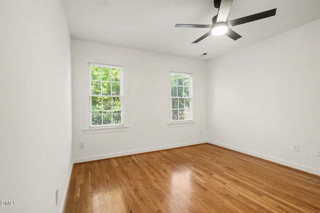104 N Crabtree Knoll Chapel Hill NC 27514