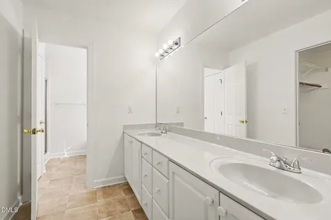 104 N Crabtree Knoll Chapel Hill NC 27514