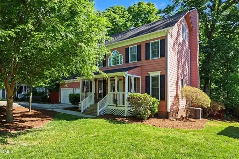 104 N Crabtree Knoll Chapel Hill NC 27514