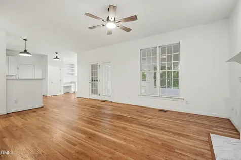 104 N Crabtree Knoll Chapel Hill NC 27514