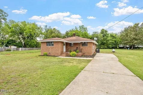 424 Como Drive Raleigh NC 27610