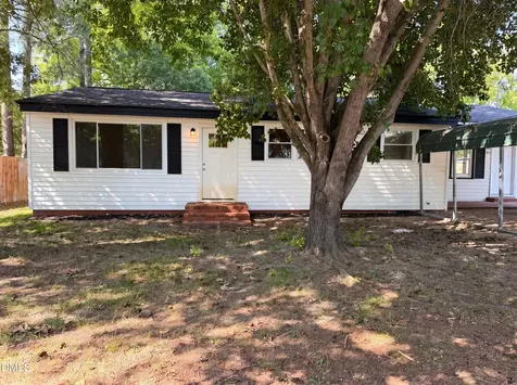 107 Starling Street Pine Level NC 27568