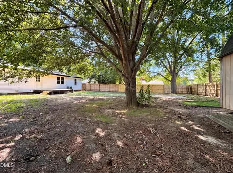 107 Starling Street Pine Level NC 27568
