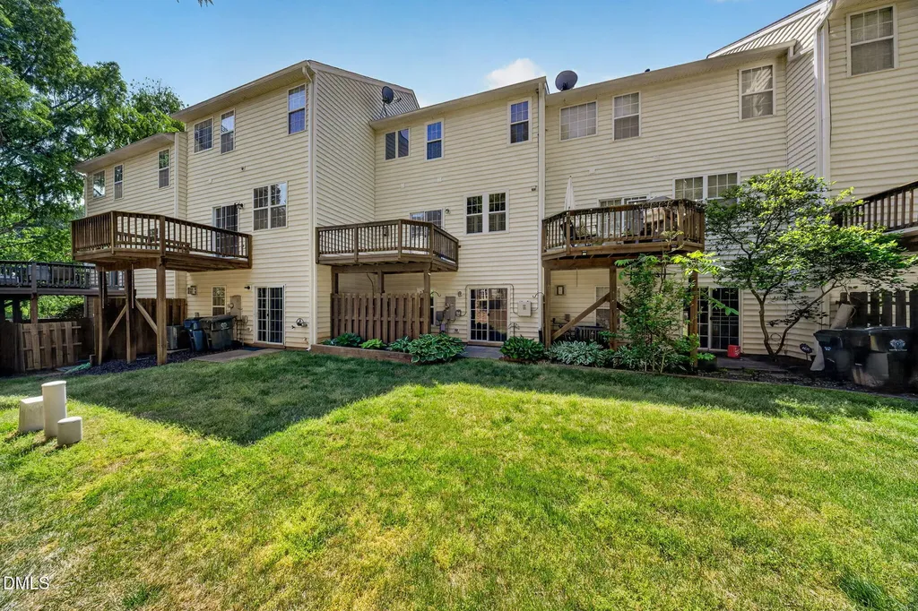 7207 Doverton Court Raleigh NC 27615