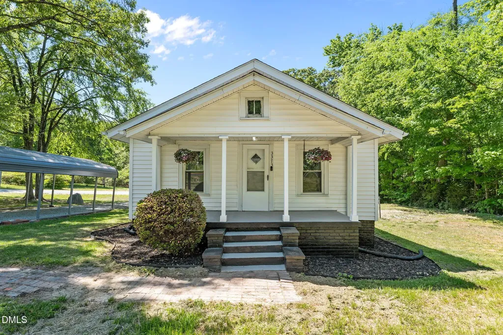 3373 Maple Avenue Burlington NC 27215