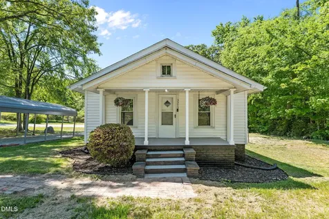 3373 Maple Avenue Burlington NC 27215