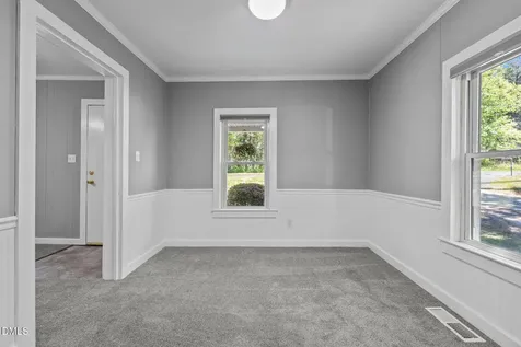 3373 Maple Avenue Burlington NC 27215