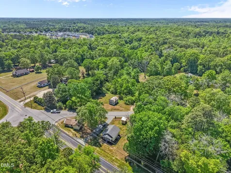 3373 Maple Avenue Burlington NC 27215