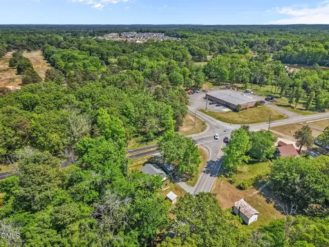 3373 Maple Avenue Burlington NC 27215