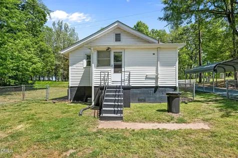 3373 Maple Avenue Burlington NC 27215