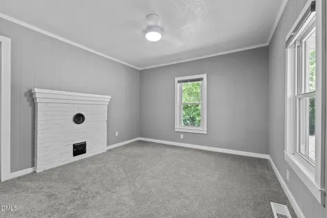 3373 Maple Avenue Burlington NC 27215