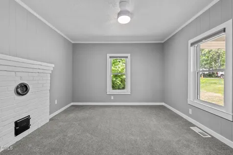 3373 Maple Avenue Burlington NC 27215