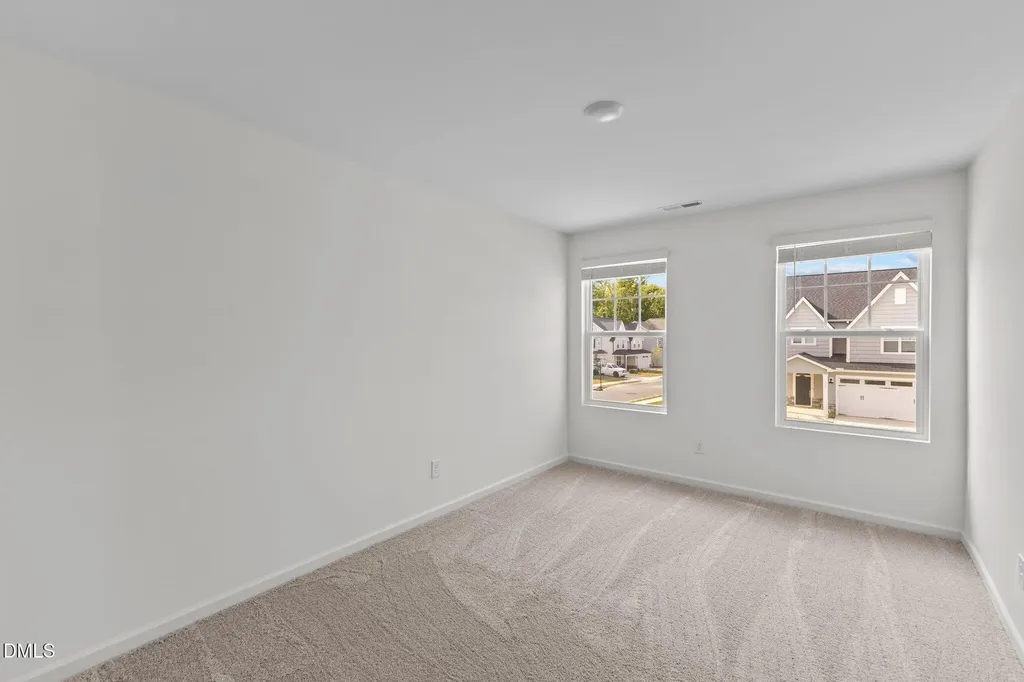 100 Oat Grain Ct Lane Clayton NC 27520