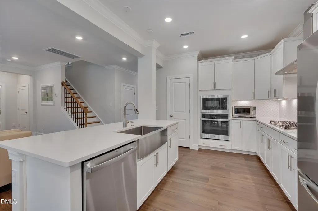 2516 Pikes Peak Drive Raleigh NC 27616