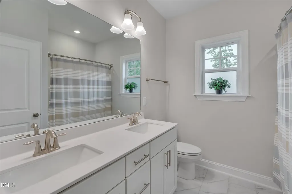2516 Pikes Peak Drive Raleigh NC 27616