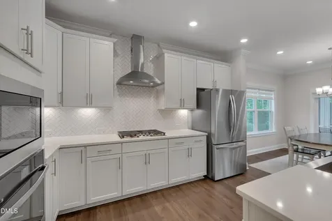 2516 Pikes Peak Drive Raleigh NC 27616