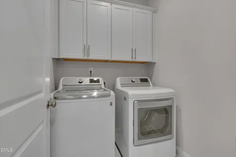 2516 Pikes Peak Drive Raleigh NC 27616