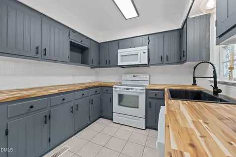 8718 Moody Road Liberty NC 27298