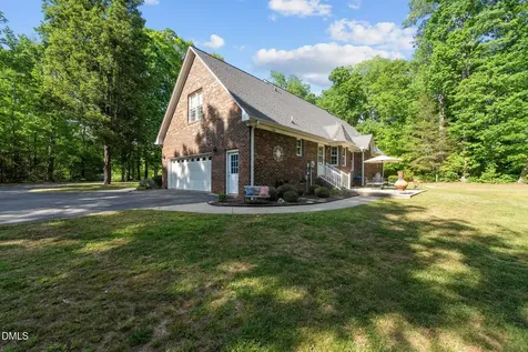 5812 Crimson Court Mebane NC 27302