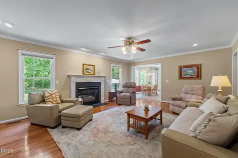 5812 Crimson Court Mebane NC 27302