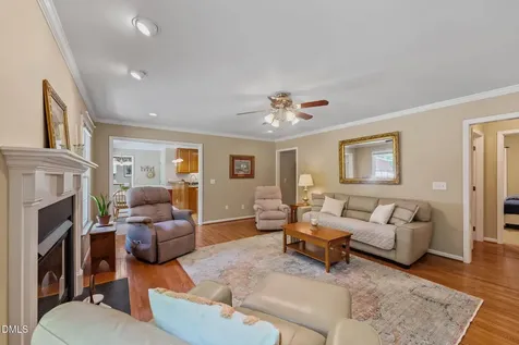 5812 Crimson Court Mebane NC 27302