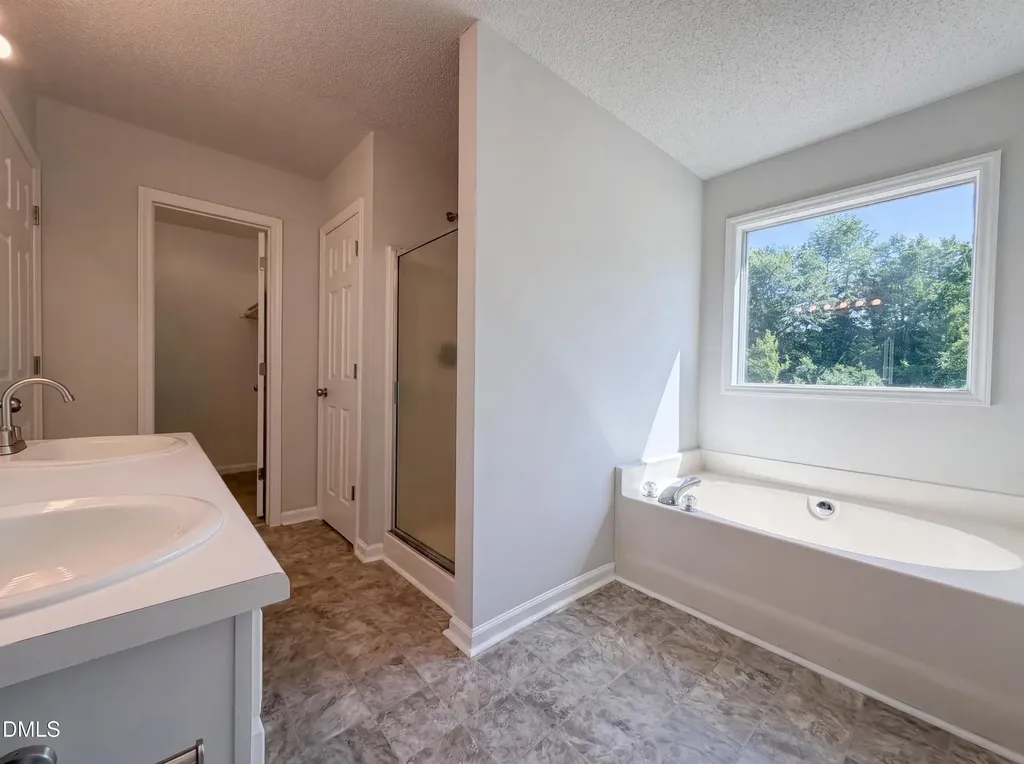 153 Sommerset Drive Clayton NC 27520