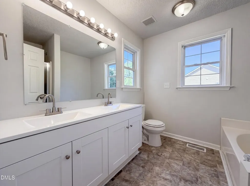 131 Sommerset Drive Clayton NC 27520