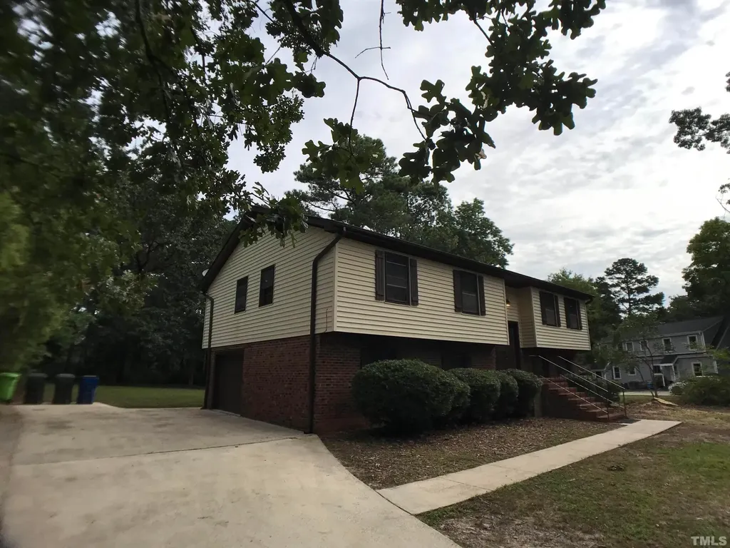 4004 Pepperton Drive Raleigh NC 27606