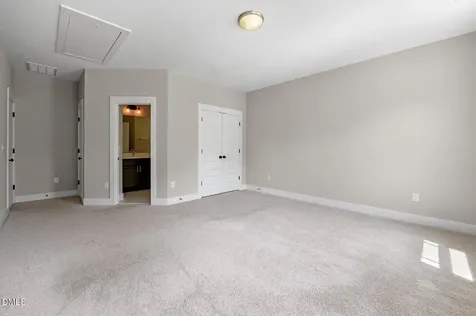 436 Skybluff Circle Fuquay Varina NC 27526