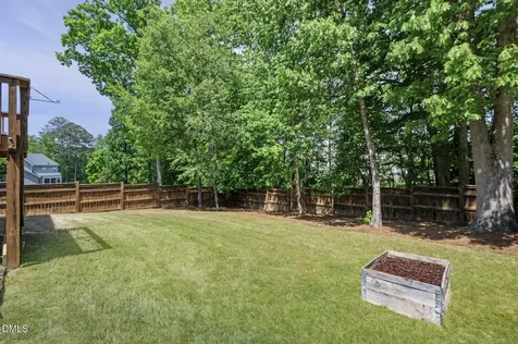 436 Skybluff Circle Fuquay Varina NC 27526