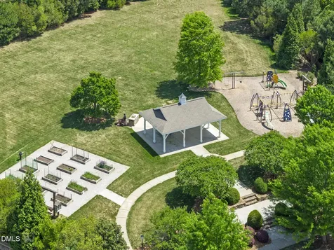 436 Skybluff Circle Fuquay Varina NC 27526