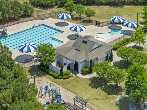 436 Skybluff Circle Fuquay Varina NC 27526