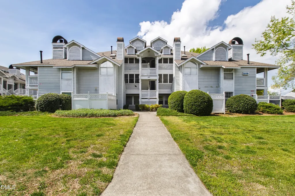 4921 Hollenden Drive Raleigh NC 27616