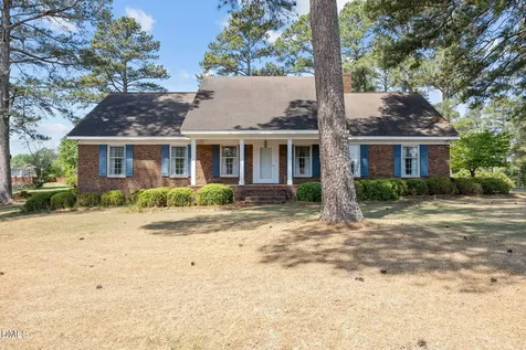 85 Oak Street Lillington NC 27546