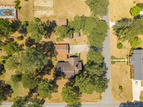 85 Oak Street Lillington NC 27546