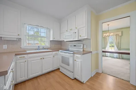 85 Oak Street Lillington NC 27546