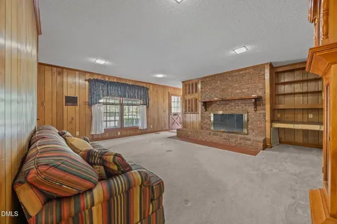 85 Oak Street Lillington NC 27546