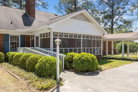 85 Oak Street Lillington NC 27546