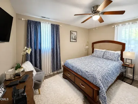 118 Paradise Point Macon NC 27551