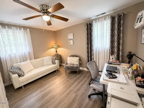 118 Paradise Point Macon NC 27551