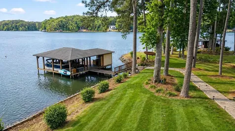 118 Paradise Point Macon NC 27551
